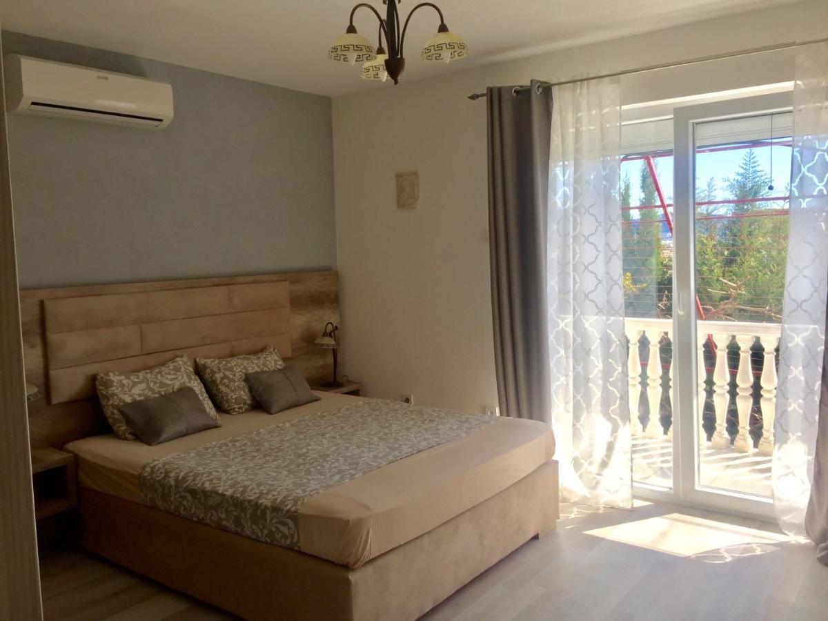 Appartement Monterria Bar